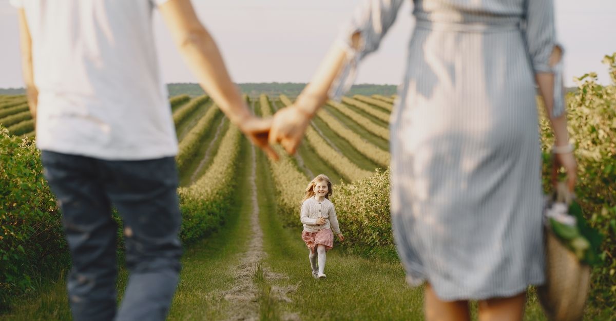 Miłość we troje: jak wspierać partnera, który czuje zazdrość o dziecko